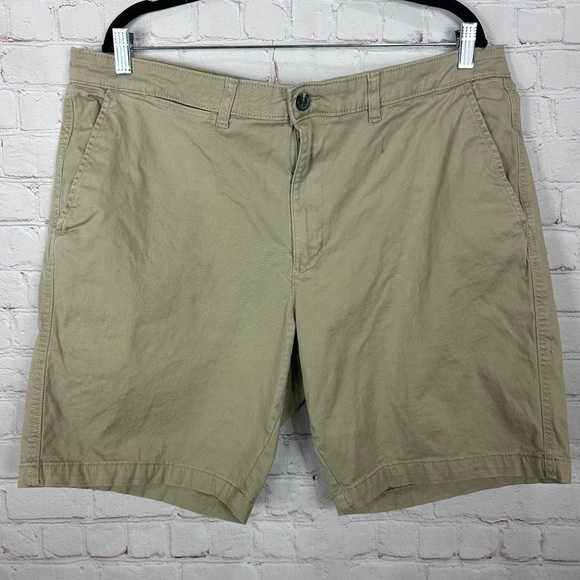 George Men's‎ Chino Shorts Beige tan cotton stretch, sz 40 - Picture 1 of 6